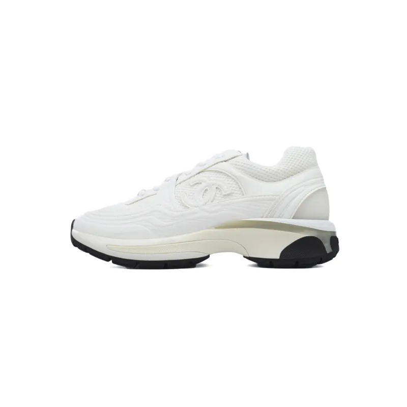 Chanel CC Logo Sneaker White G45077 B16748 NY264
