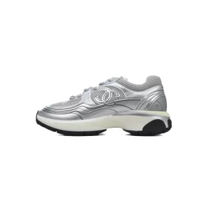 Chanel CC Logo Sneaker White Silver G39792 Y56368 K5452