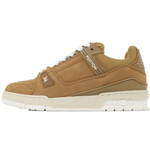LOUIS VUITTON Brown Skin With White Background